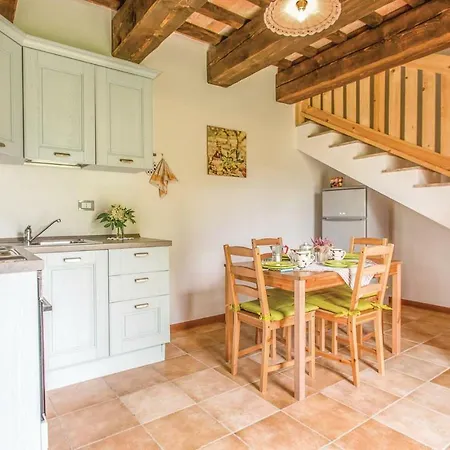 Two-bedroom In Urbino -pu- *