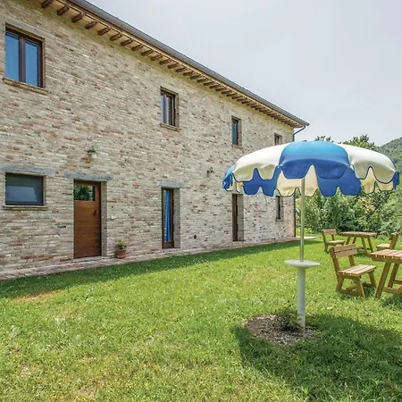 Two-bedroom In Urbino -pu- アパート