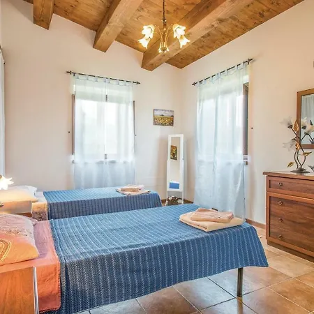 Two-bedroom In Urbino -pu- アパート Maciolla
