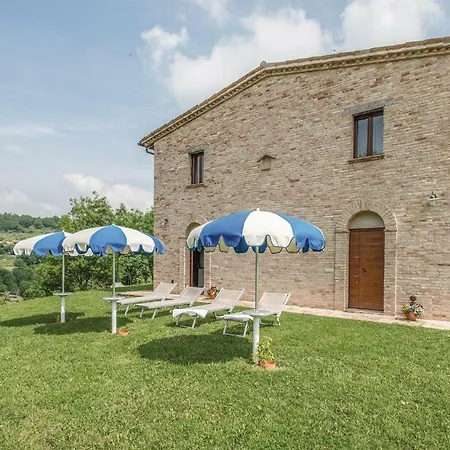 アパート Two-bedroom In Urbino -pu- *